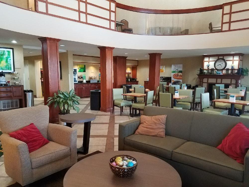Quality Inn קסלטון מראה חיצוני תמונה